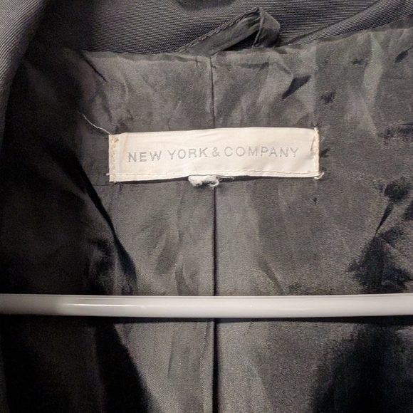 Women's Rain Coat - Picture 2 of 7